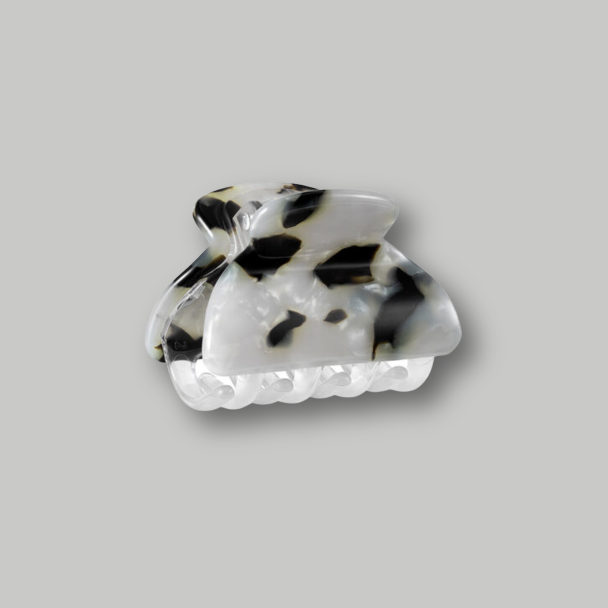 BLACK ACRYLIC CLAW GRIP 1 PK