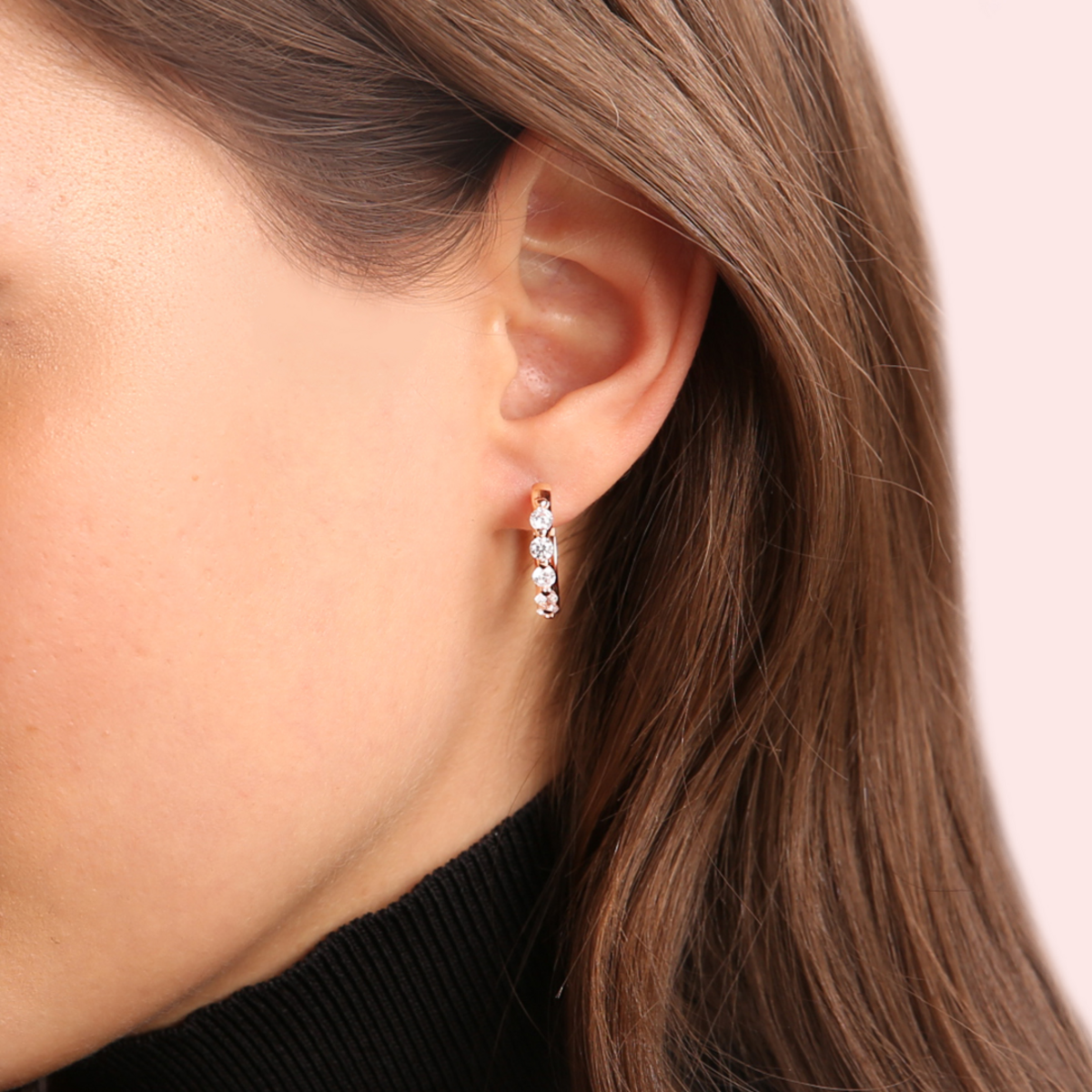 Circle Pendant Earrings with Light Spots in Cubic Zirconia