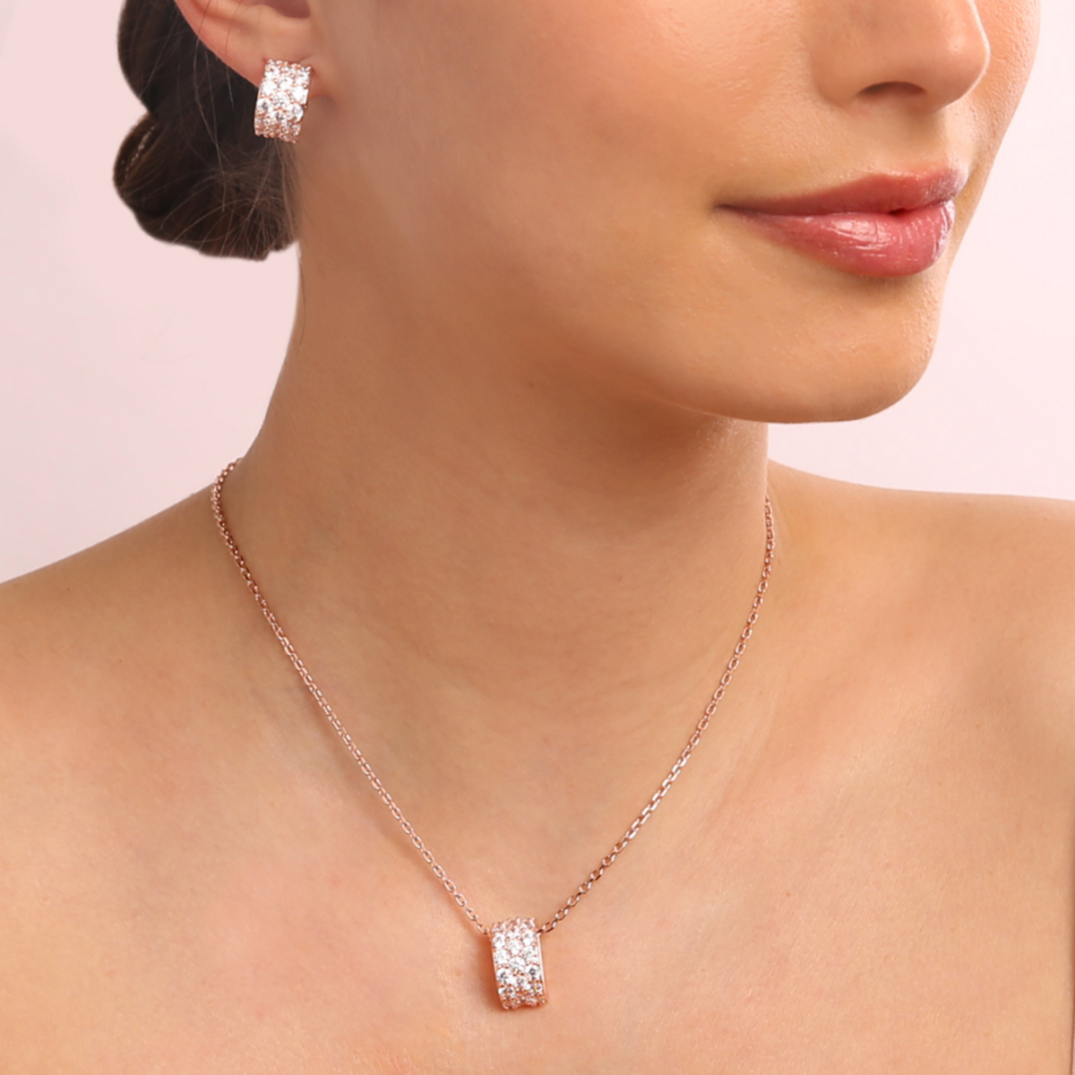 Forzatina Chain Necklace with Pavé Pendant in Black Spinel or Cubic Zirconia