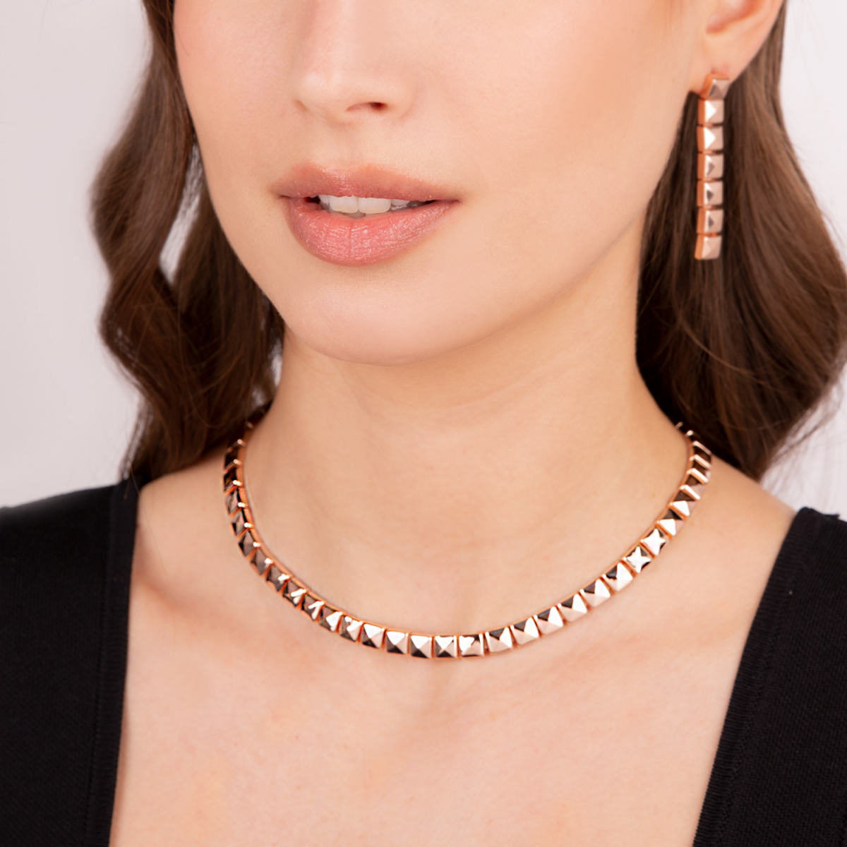 Crewneck Necklace with Pyramid Studs
