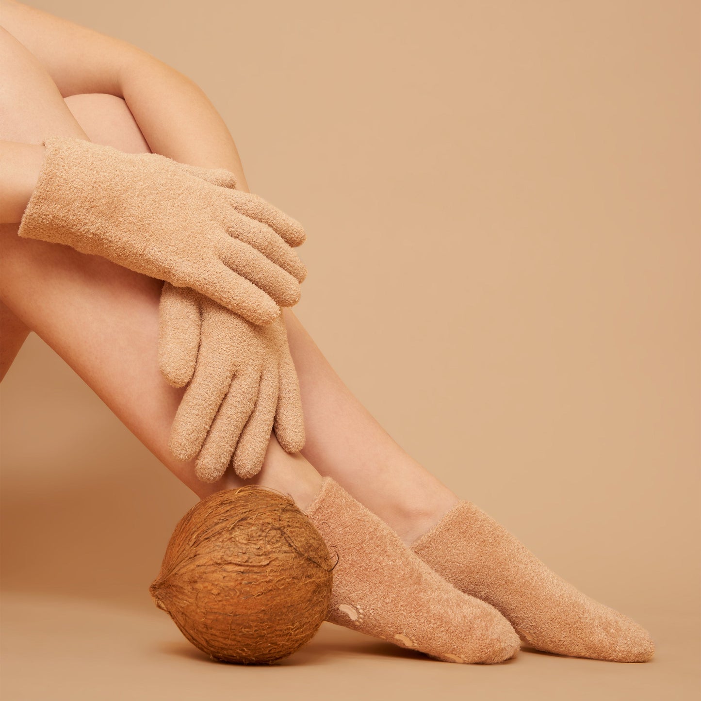 Révive Moisturising Gel Socks with Coconut Oil