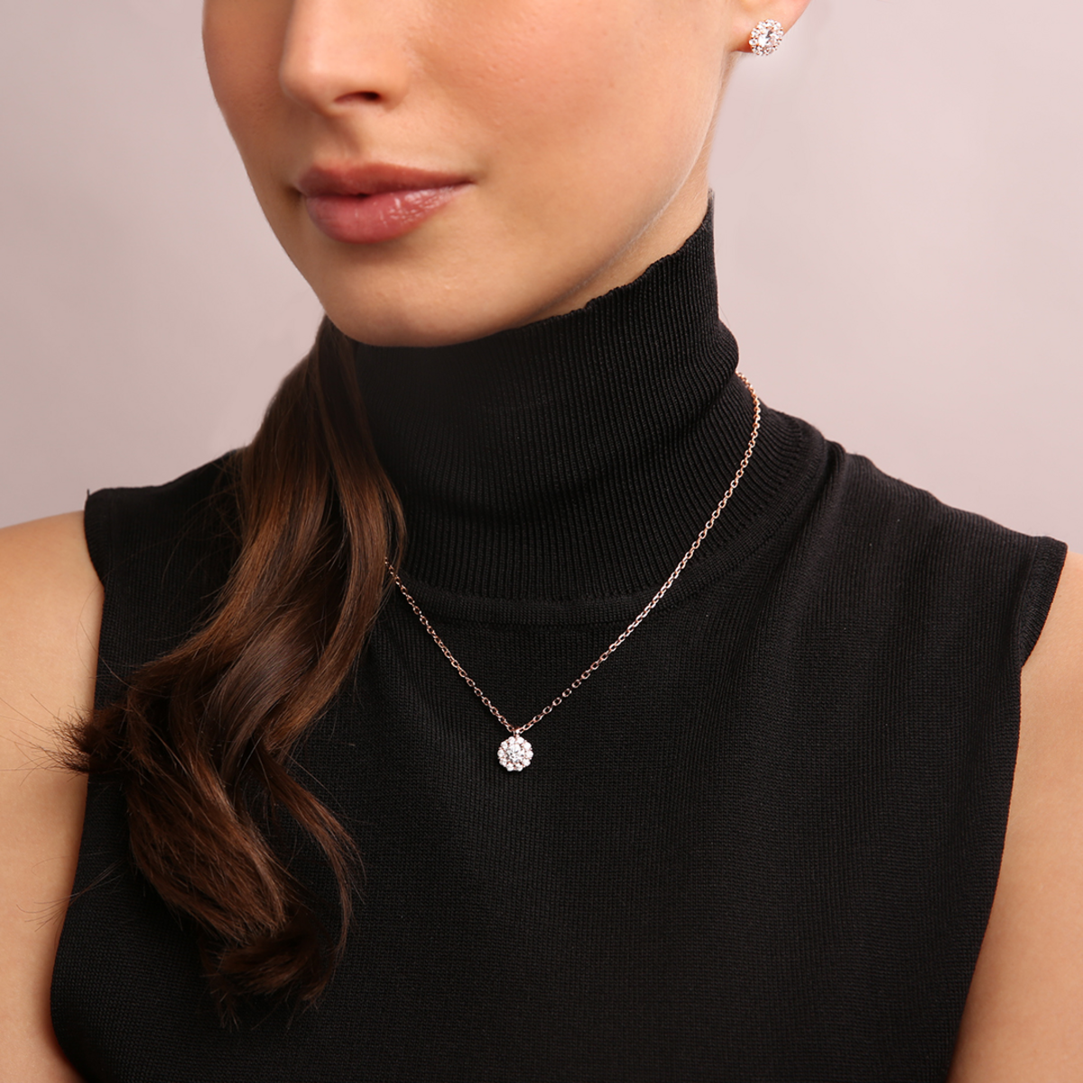 Forzatina Chain Necklace with Flower Pendant with Cubic Zirconia